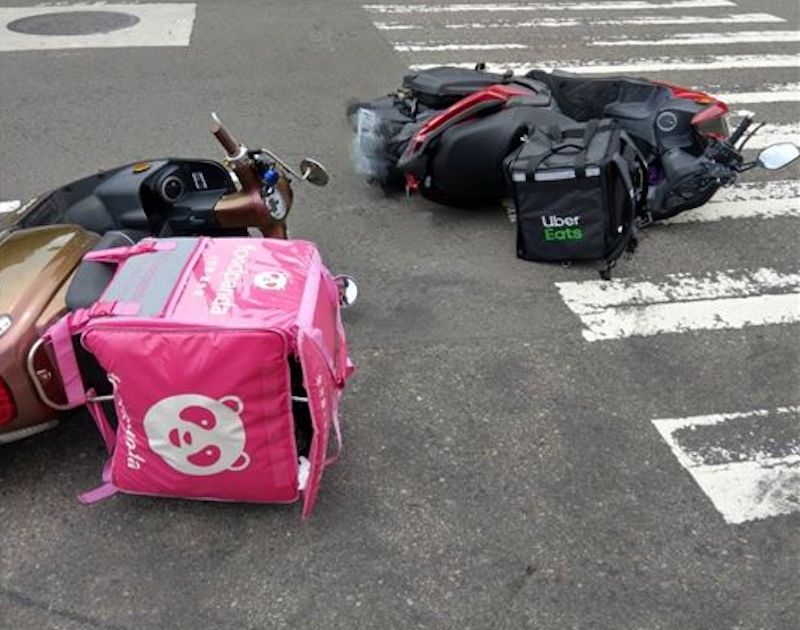 ▲外送平台近年興起，不僅改變國人的飲食習慣。（圖／翻攝自爆廢公社）