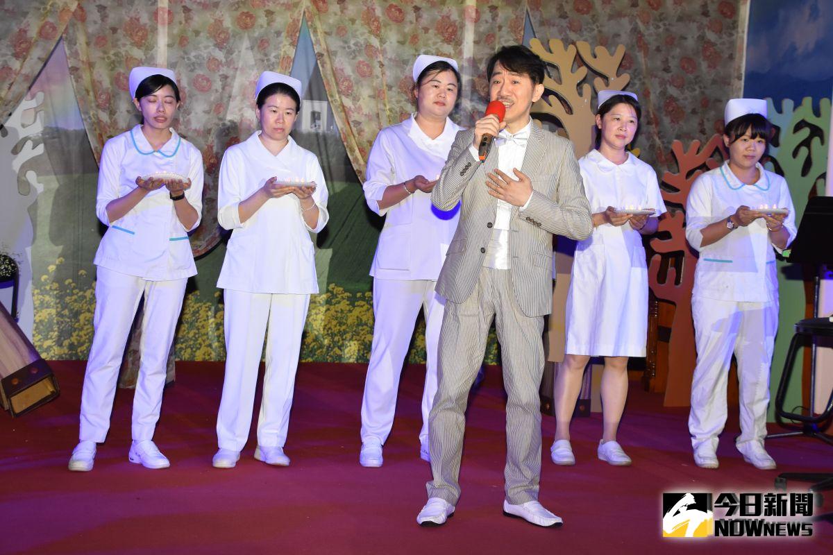 ▲黃士祐為回報癌友的相挺，特別量身訂作了多首新歌於演唱會首唱。（圖／記者陳雅芳攝，2019.09.07）