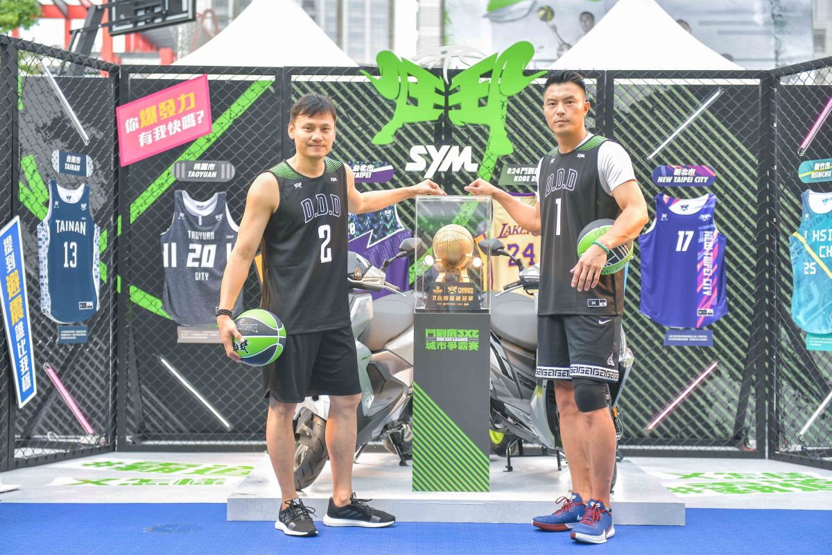 ▲籃壇經典球星陳信安、陳志忠帥氣出席2019 SYM鬥到底全國總決賽。（圖／主辦單位提供）
