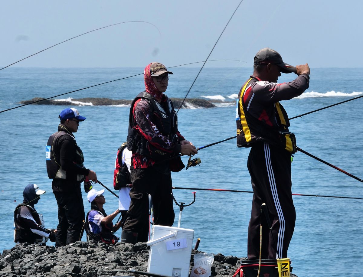 ▲西瀛盃磯釣賽於7、8日展開賽事。此次共有30位選手報名參賽，在風景優美的無人島姑婆嶼舉行。（圖／澎科大提供，2019.09.06）