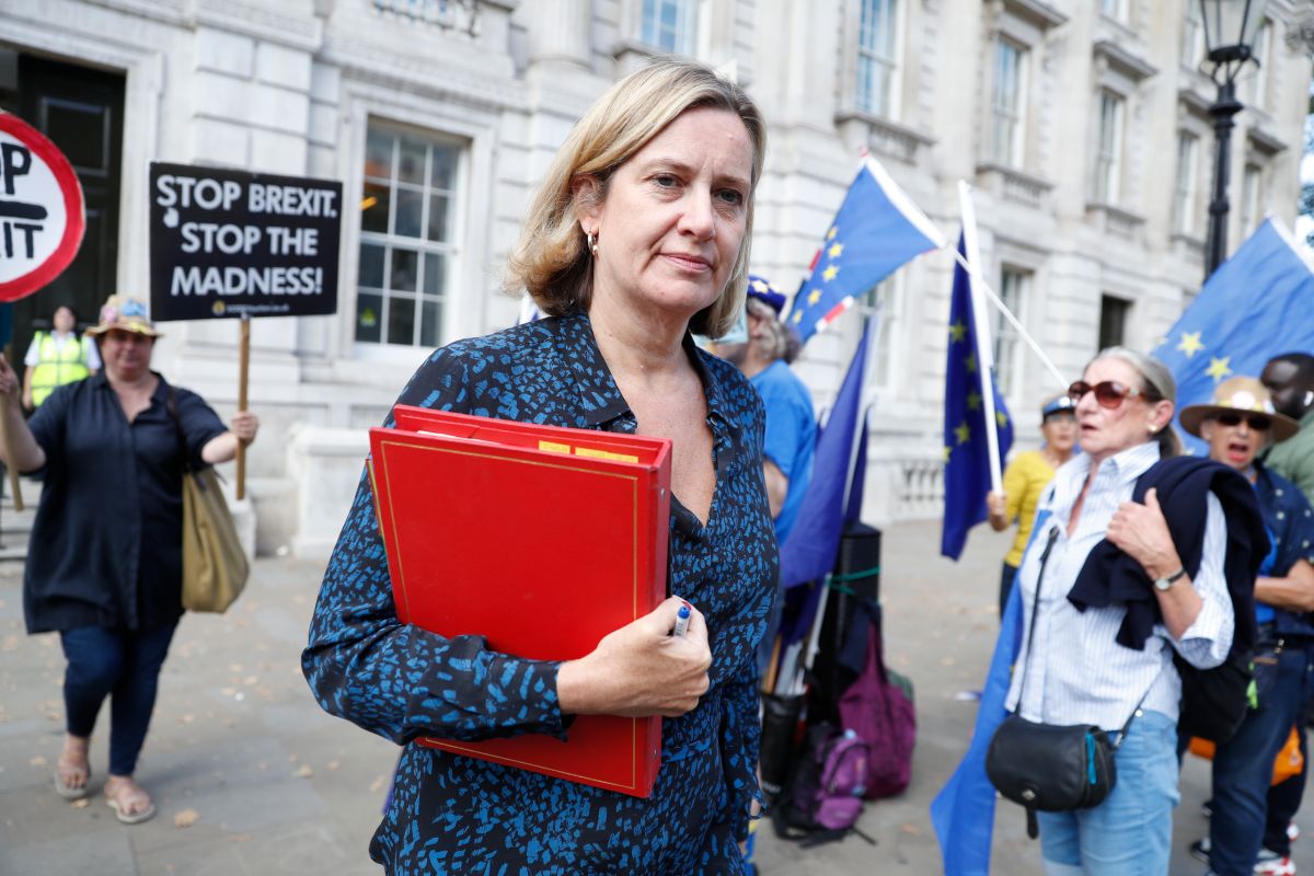 ▲英國原就業暨退休保障大臣魯德，因不滿強森強硬脫歐、開除自己多名保守黨員的作風，宣布請辭。資料照。（圖／美聯社／達志影像）