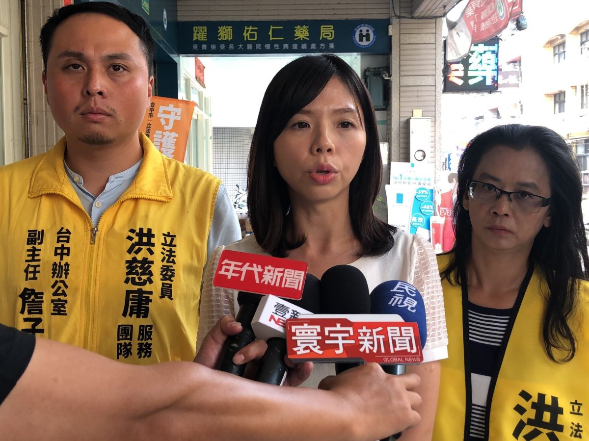 ▲立法委員洪慈庸表示，楊副市長在市政公開場合，用行政資源選舉相當不妥適，花人民納稅錢，民眾觀感不好。 (圖／柳榮俊攝2019.9.9)