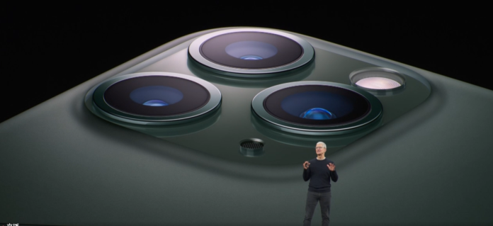 ▲2019蘋果秋季發表會中，iPhone 11 Pro系列新增了午夜綠色。（圖／取自蘋果直播）