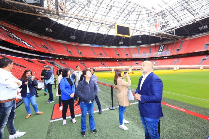 ▲市長盧秀燕參訪阿姆斯特丹創新體育場。 (圖／市政府提供2019.9.11)