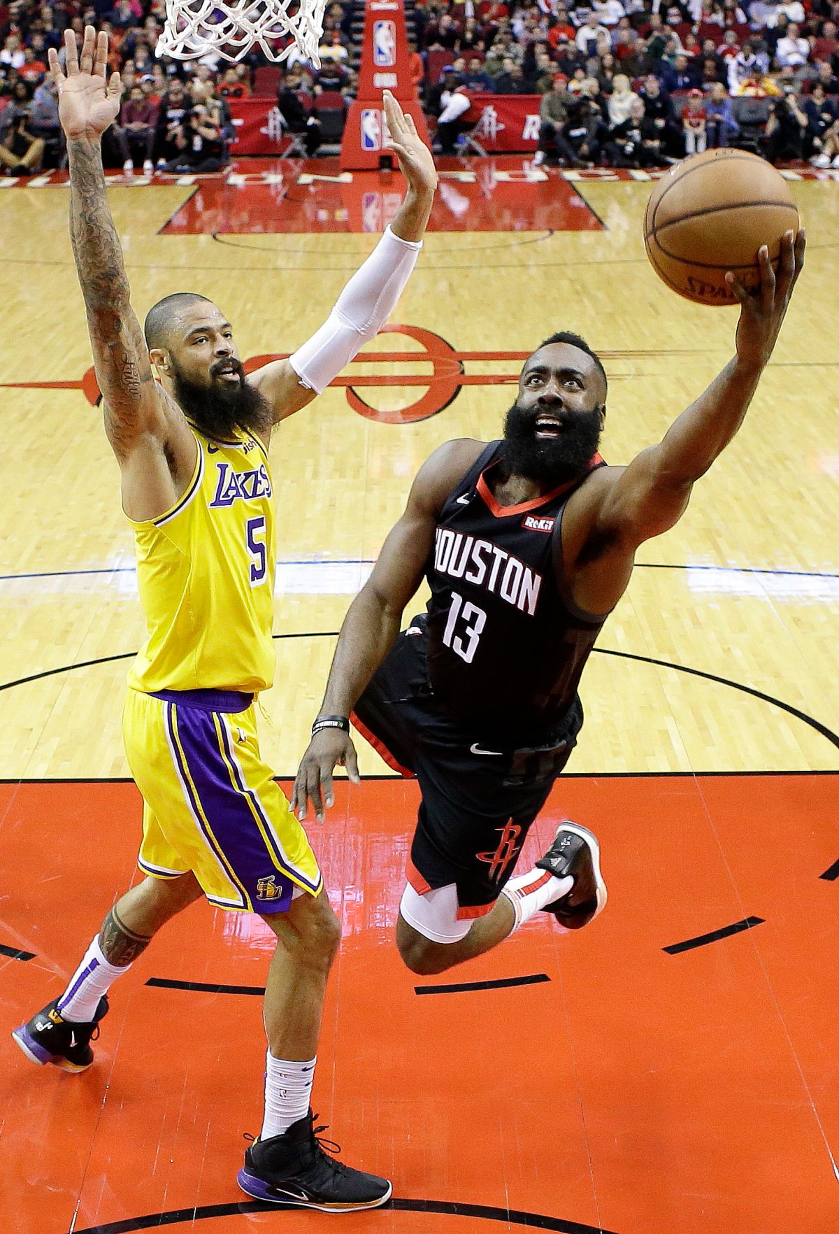▲中鋒「拳王」Tyson Chandler(左)、火箭一哥James Harden（圖／美聯社／達志影像）