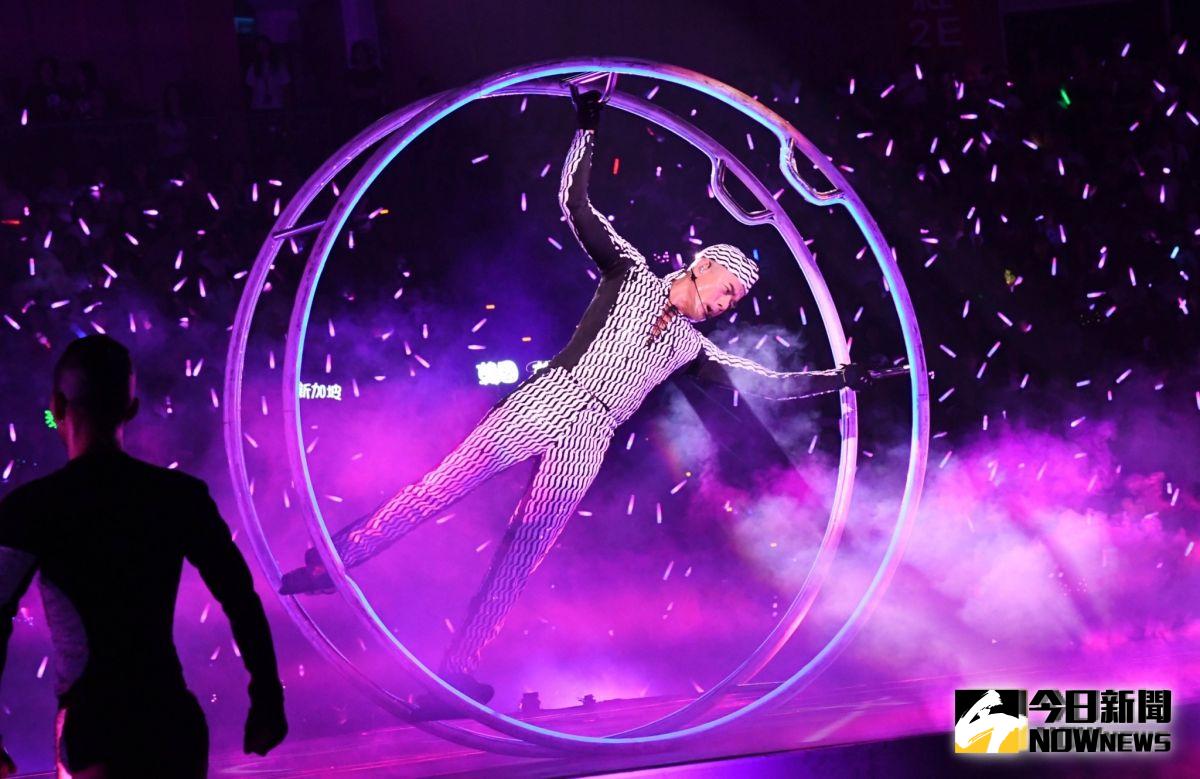 ▲郭富城秀技藝－人體風車。（圖／記者林調遜攝, 2019.09.13）