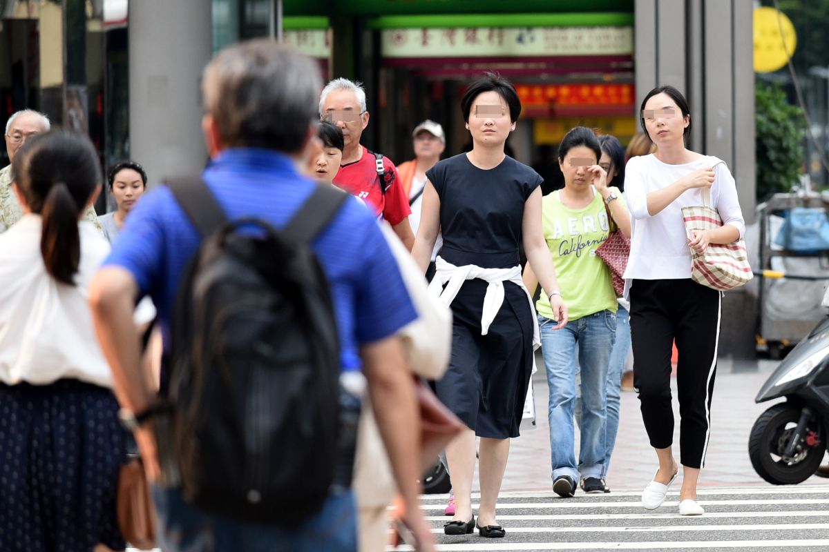 ▲今（ 14 ）日，由於太平洋高壓持續減弱中，午後雷雨的範圍會比昨天再廣一些，明、後日低壓帶開始北抬，雨勢更明顯。（圖／NOWnews資料圖片）