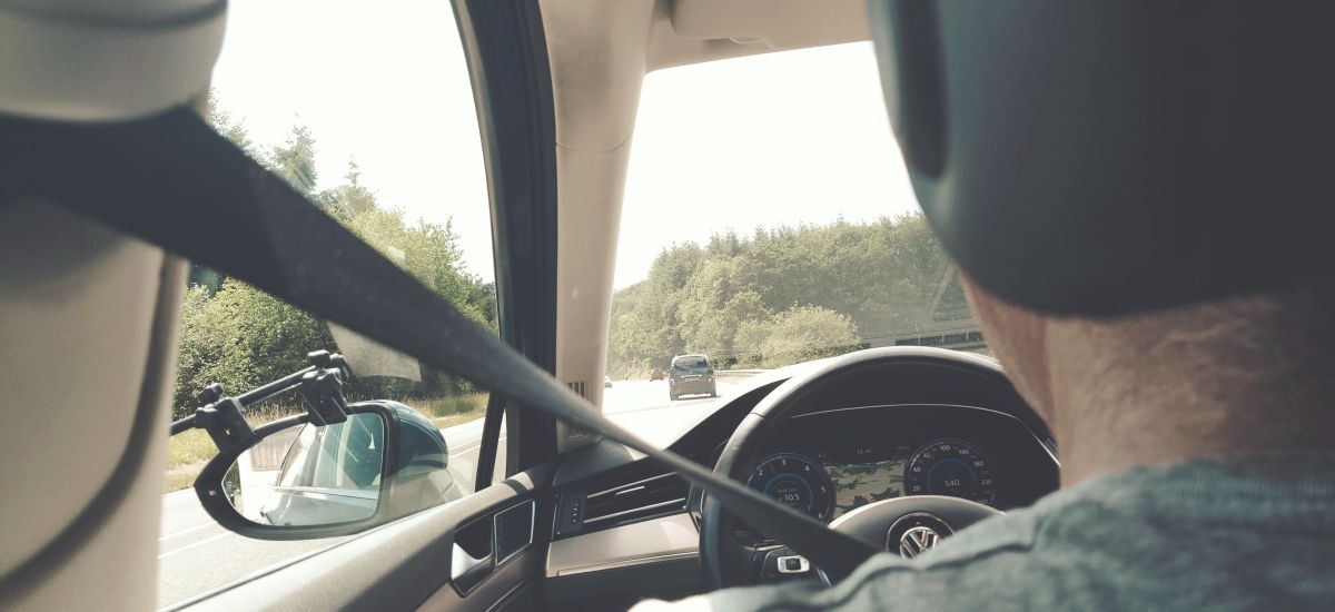 ▲中秋連假第 2 天，台南七股驚傳 1 死 2 傷車禍。（示意圖／圖中非當事場景，取自 Unsplash ）