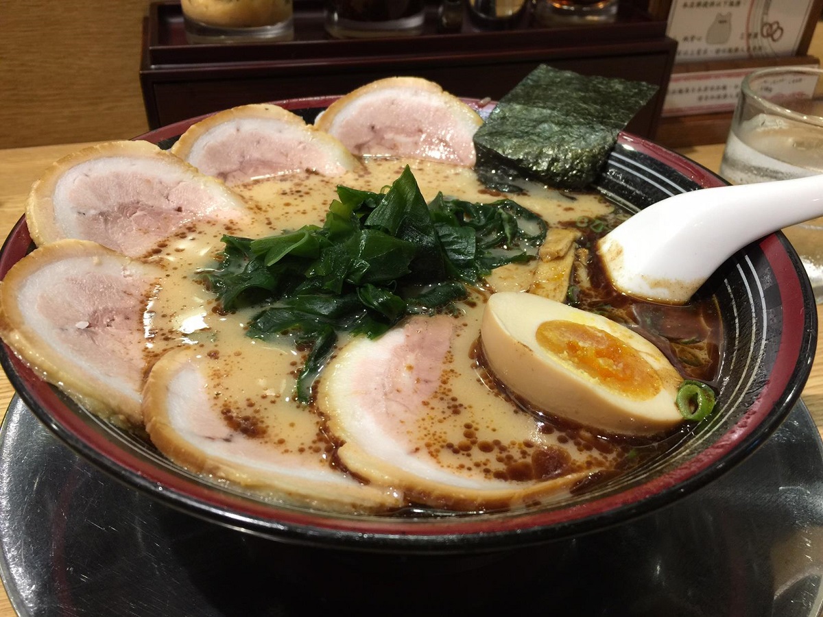 ▲台灣拉麵霸主是誰？老饕答案「一面倒」：真的必吃！（圖／翻攝自屯京拉麵臉書粉專）