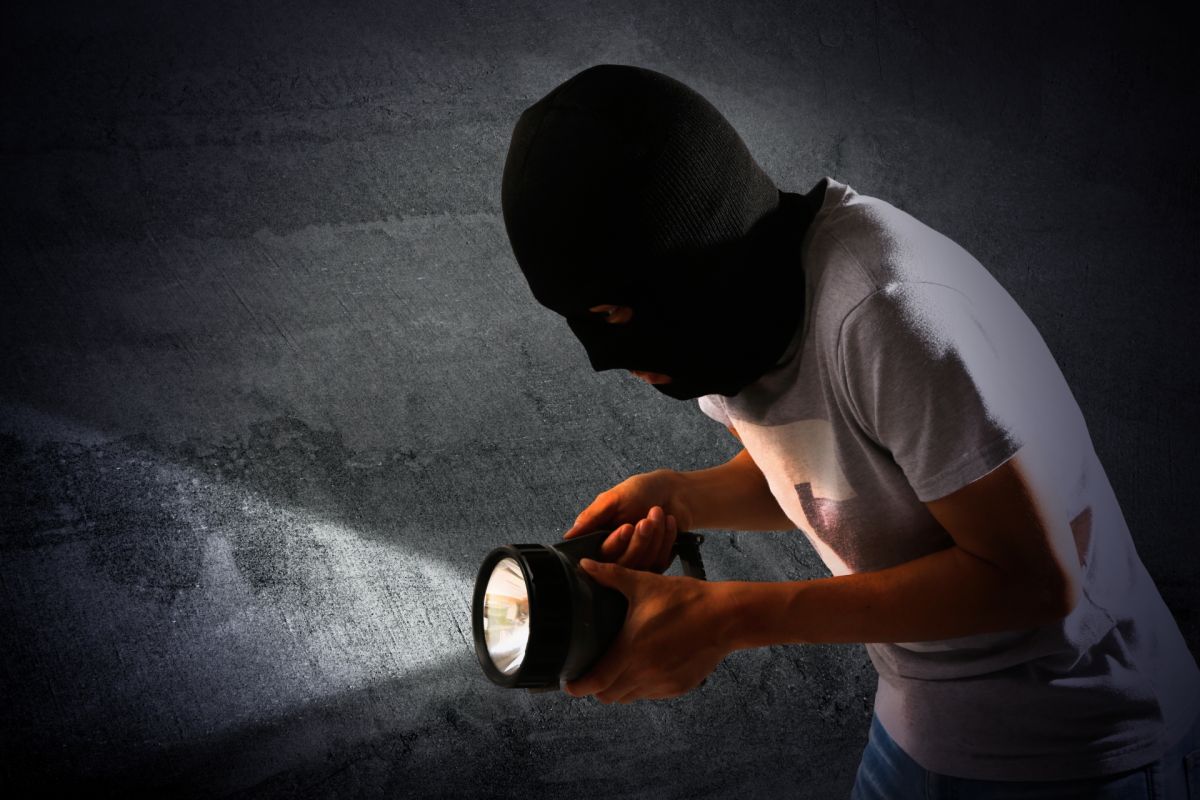 ▲中國大陸一名保全監守自盜，因為貪吃在犯案現場留下鐵證。（示意圖／非當事人，取自 Unsplash ）