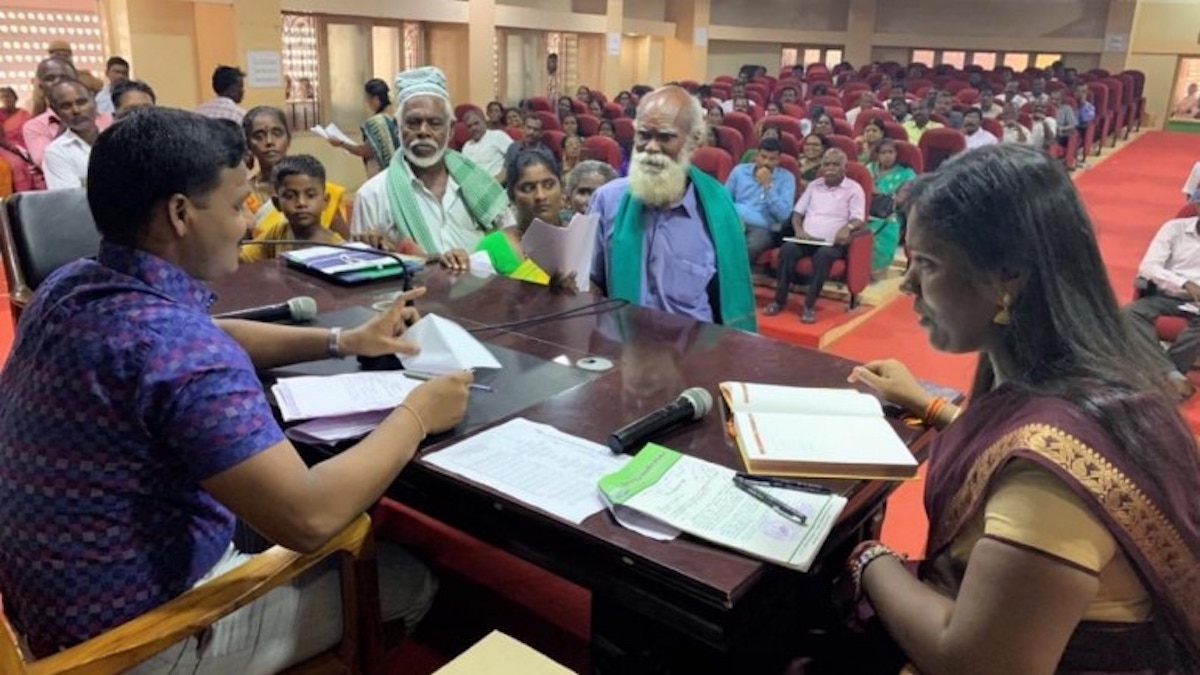 一名印度老翁向當地行政機構請願，想取印度羽球好手辛度為妻。（圖／擷取自India Today）