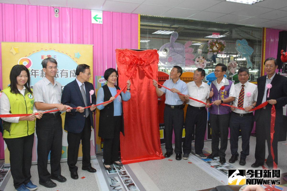 ▲彰化緞帶王觀光工廠辦理緞帶王觀光工廠創新科技2.0智慧導覽APP啟用，民眾可透過APP獲得更多觀光工廠內的資訊，以及景點導覽。（圖／記者陳雅芳攝，2019.09.20）