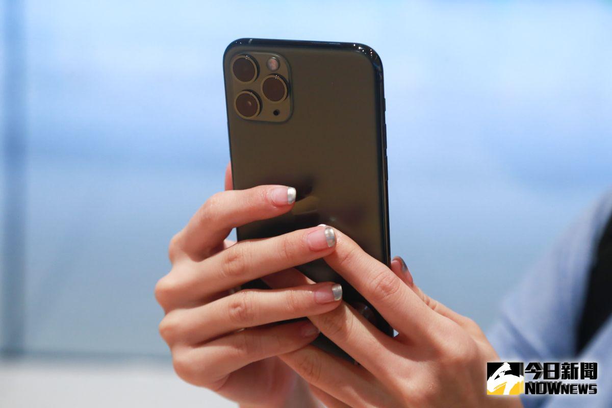 ▲蘋果操作系統更新iOS 13，強化注重隱私的功能。（圖／記者葉政勳攝，2019.9.20）