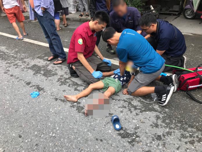 6歲男童過馬路遭重機狠撞　一度命危急救後恢復心跳
