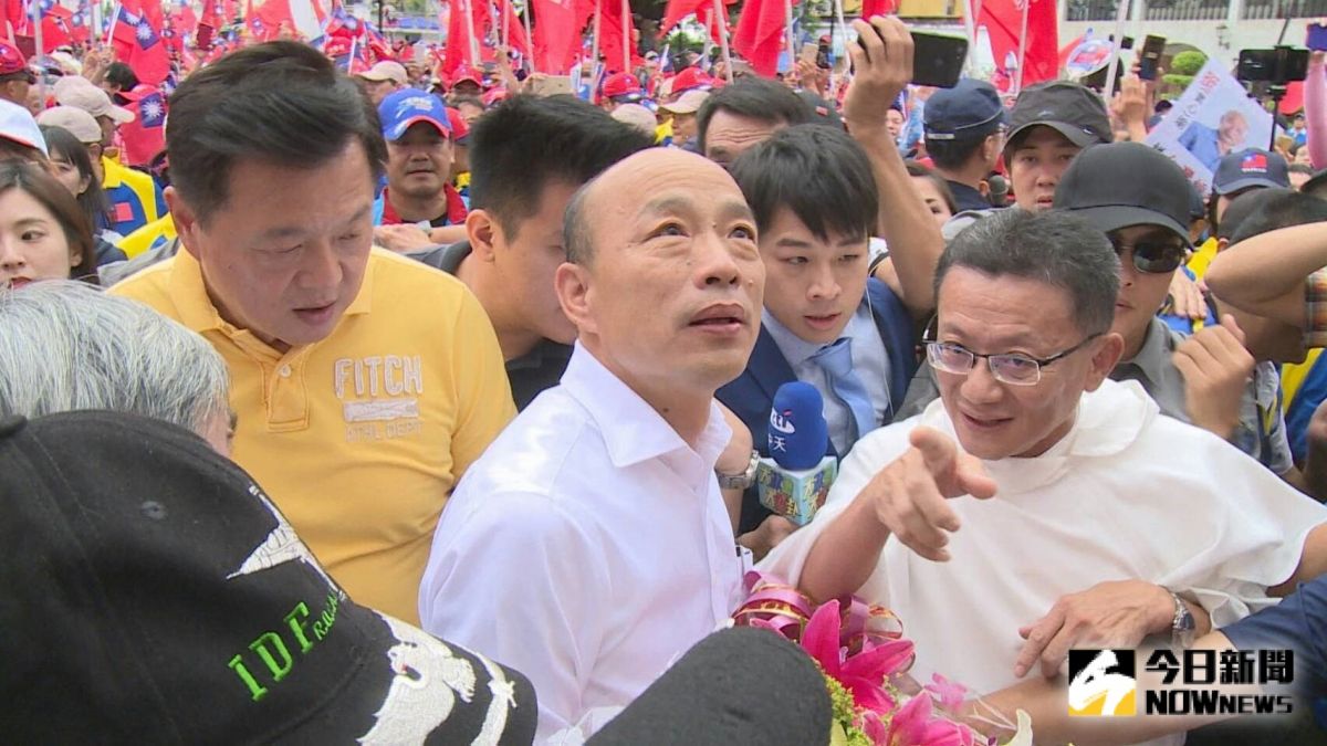 ▲國民黨總統參選人韓國瑜今日到萬金聖母聖殿參訪，受到大批韓粉歡迎。（圖／記者郭凱杰攝，2019.09.21）