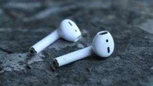 櫻花妹弄丟Airpods！受訪曝「追蹤定位在台灣」　台人嘆：很丟臉
