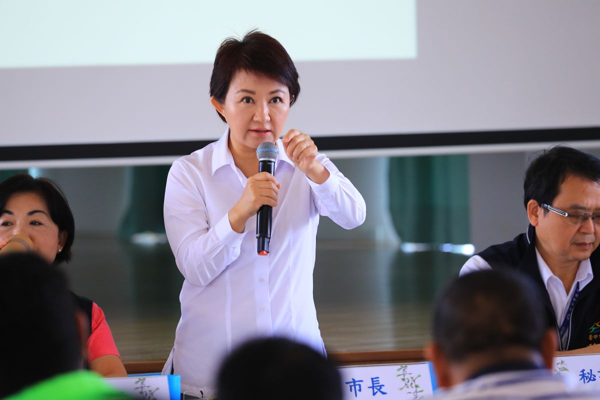 ▲空汙季期間，市長盧秀燕市政會議宣示，「緊迫盯人、強力重罰！」 (圖／柳榮俊攝2019.9.24)