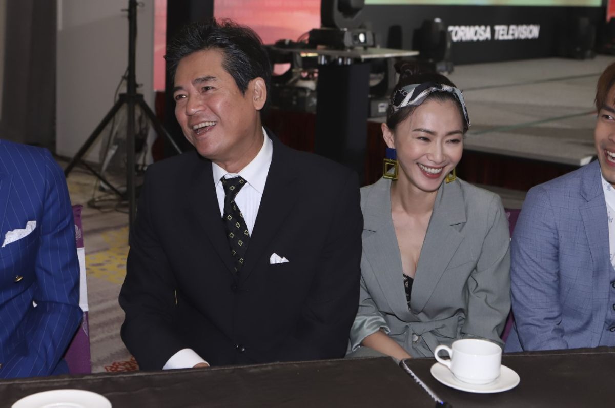 ▲蕭大陸與侯怡君在一起18年了。（圖 / 民視提供）