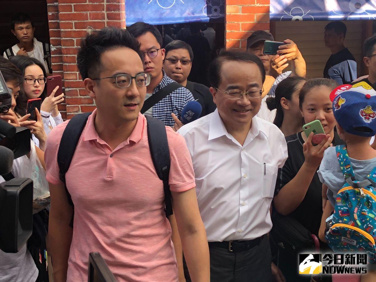 ▲郭辦幕僚李縉穎與父親前立委李嘉進。（圖／NOWnews資料照片）