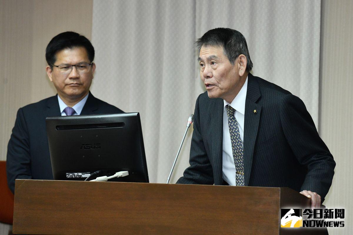 ▲交通部、華航、華膳空廚等單位，針對「總統專機免稅菸案調查、懲處及後續改善作為」進行專題報告。（圖／記者林柏年攝 2019.09.25）