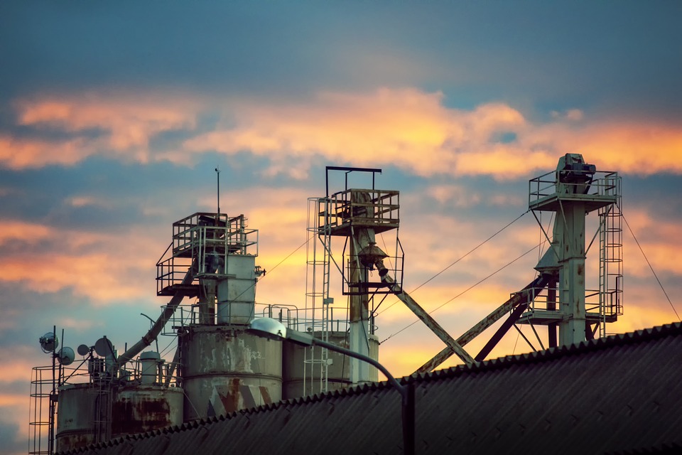 東南亞國家政府看準了商機，紛紛祭出關稅減免和優惠政策。（圖／Pixabay）