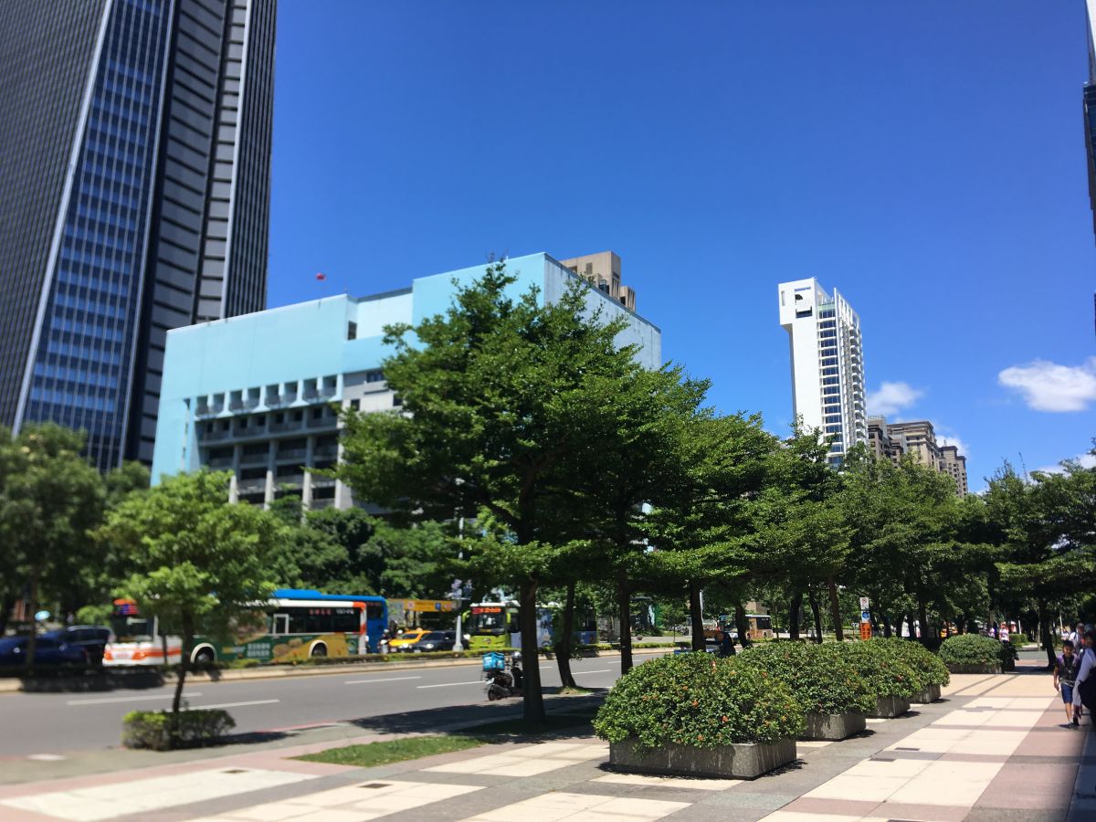 ▲部分屋主擔憂總統大選後房價走跌，致使選前購屋議價空間增大。（圖／信義房屋提供） 
