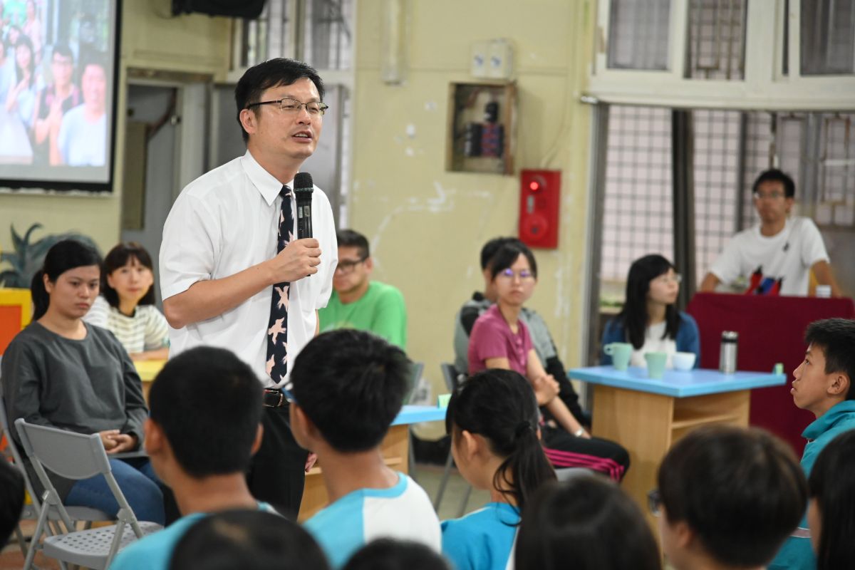 ▲張明文說「課程教學的改變」是教育的基本，必須全面支持每位老師的教學。（圖／新北市教育局提供）