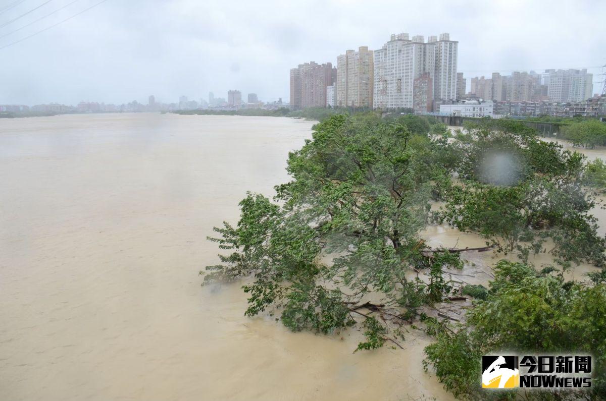 ▲台北市災害防救辦公室特別提醒，依據中央氣象局預報資料，陽明山北側迎風面累積雨量將最為明顯，文山區和南港區也會有相對較大的雨量。圖為示意圖。（圖／NOWnews資料照片）