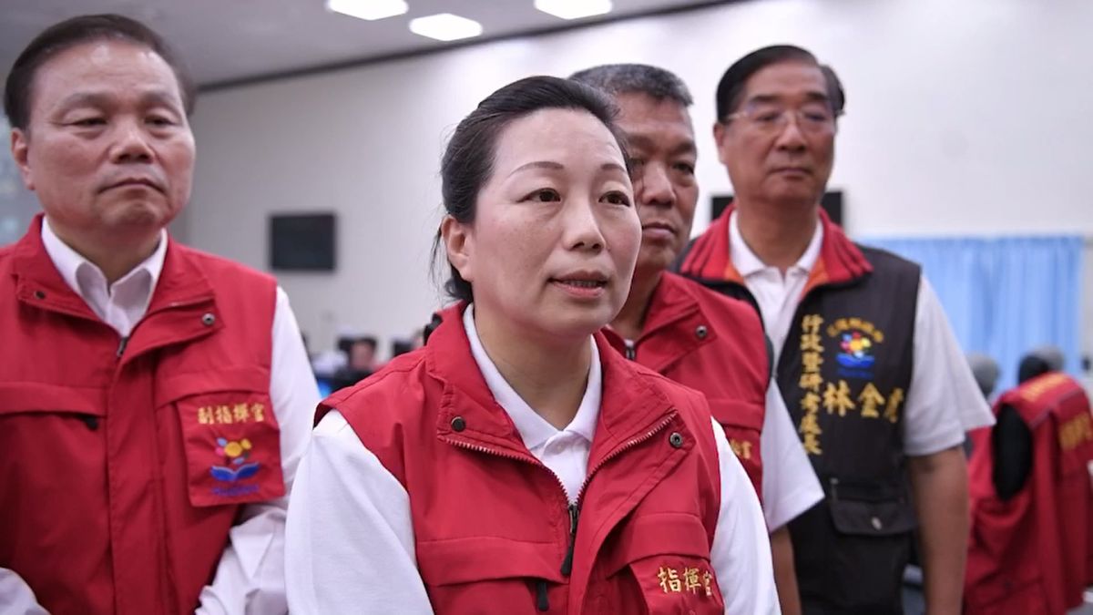 ▲花蓮縣長徐榛蔚針對未與中央災害應變中心連線，引起行政院長蘇貞昌暴怒一事進行說明。（圖／記者鄭志宏翻攝）