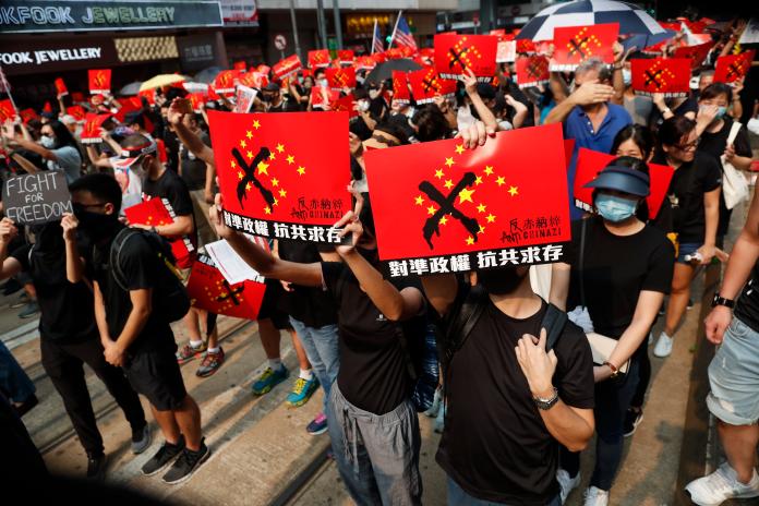 ▲香港民陣申請 10 月 1 日上街再次被駁回。圖為 9 月 29 日示威遊行照。（圖／美聯社／達志影像）