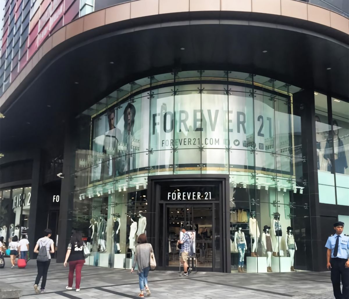 ▲Forever 21 現已全面撤出台灣。（圖／摘自臉書）