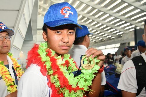 ▲從台灣在預賽以1：8輸給衛冕軍美國就可以知道美國的火力多兇猛，但余謙在最終決賽的舞臺卻以7次三振、6.2局無失分的好投完美封鎖美國的豪華打線，最終余謙也不負眾望拿下MVP。可惜在進入中信兄弟後，余謙始終在二軍載浮載沉，與同屆許多已經在職業舞台繳出實績的隊友相比，確實稍嫌可惜。（圖／NOWnews資料照）