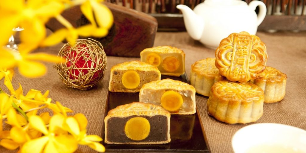 中秋吃月餅習俗。（圖／NOWnews記者謝孟芝攝）