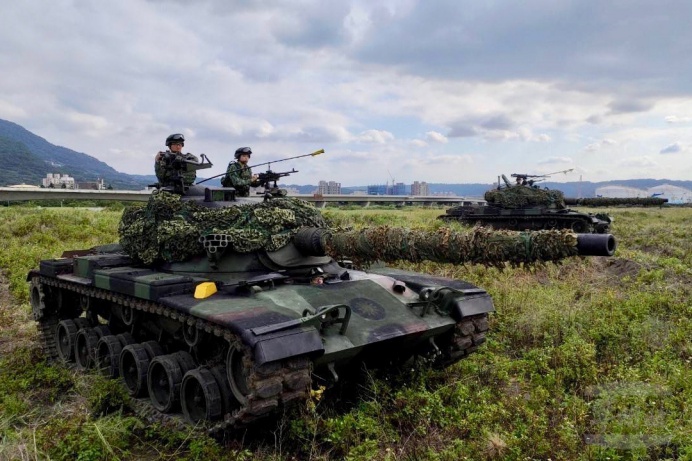 ▲ 陸軍關指部26日於淡水沙崙海灘發起反擊作戰演練。（陸軍關指部提供）
