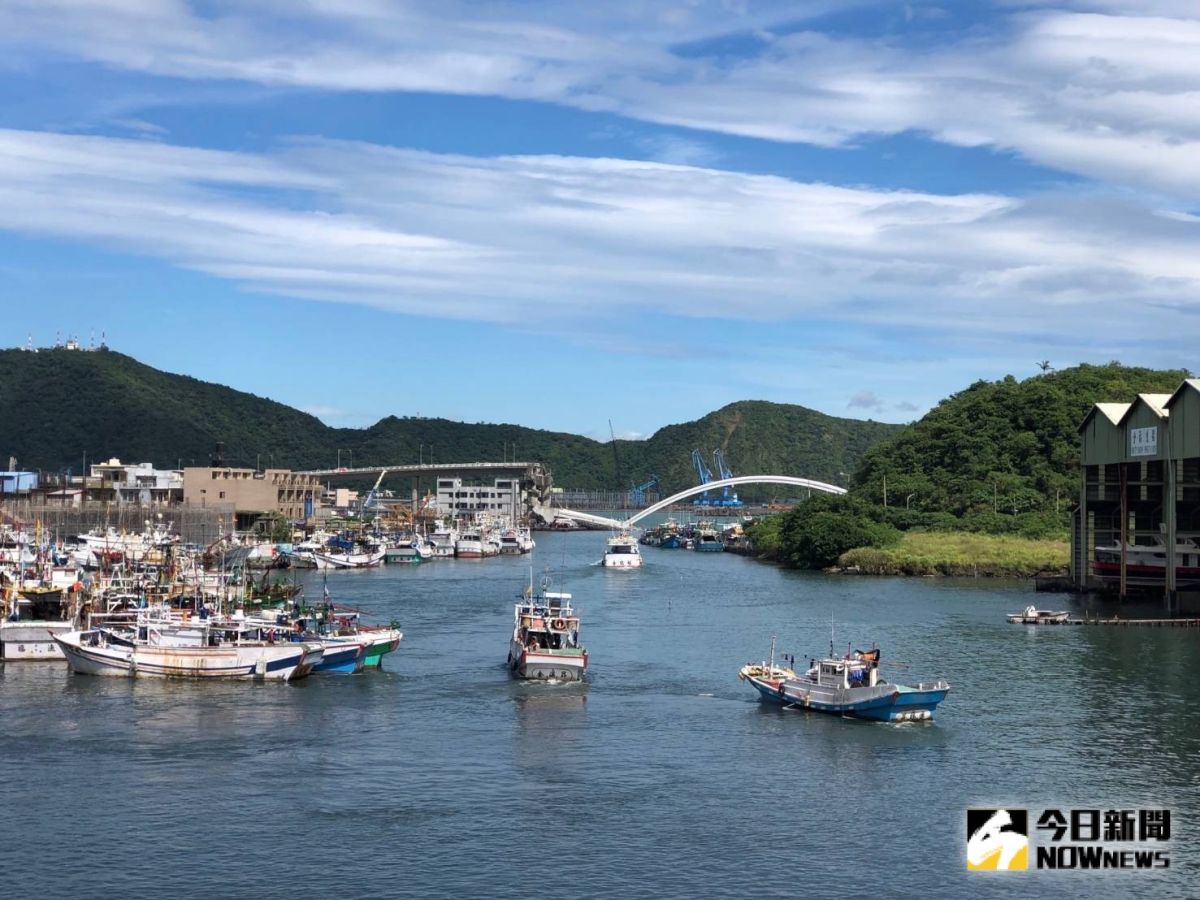 ▲宜蘭南方澳跨海大橋驚傳倒塌。(圖/記者李清貴攝）