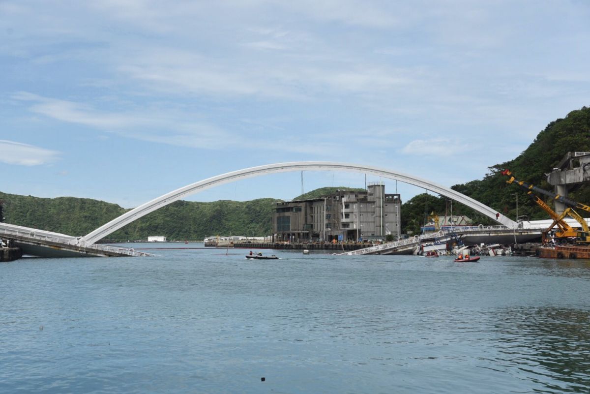 ▲宜蘭南方澳大橋於今（  1 ）發生倒塌事故，引起外界注意。（圖／取自 NOWnews 資料庫）