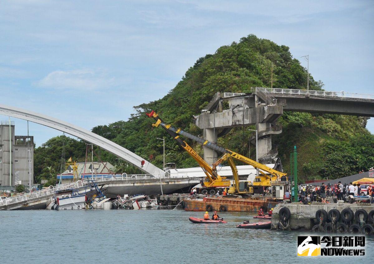 ▲宜蘭南方澳跨海大橋驚傳倒塌。（圖／記者陳明安攝, 2019.10.01）