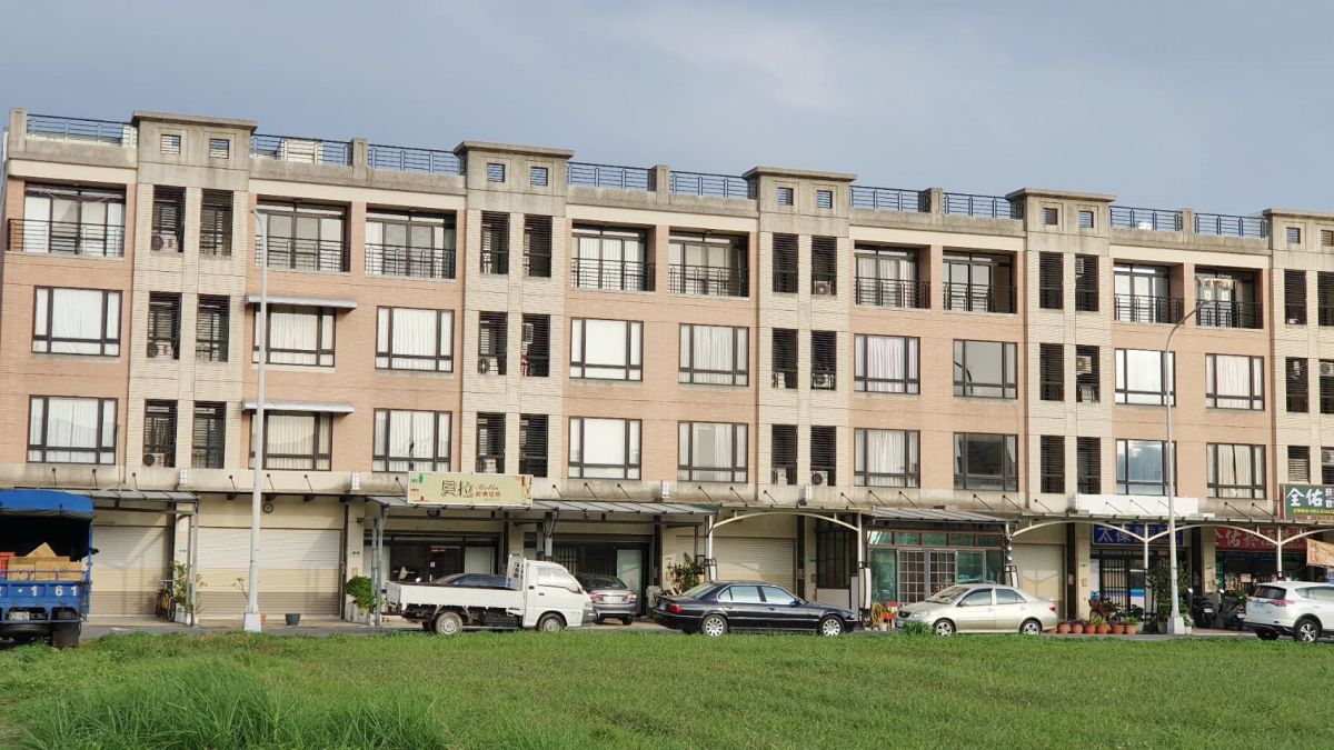 ▲嘉義縣治特區房價已凍漲10年，也少有成交，仍以低總價交易居多。 (圖／信義房屋提供)