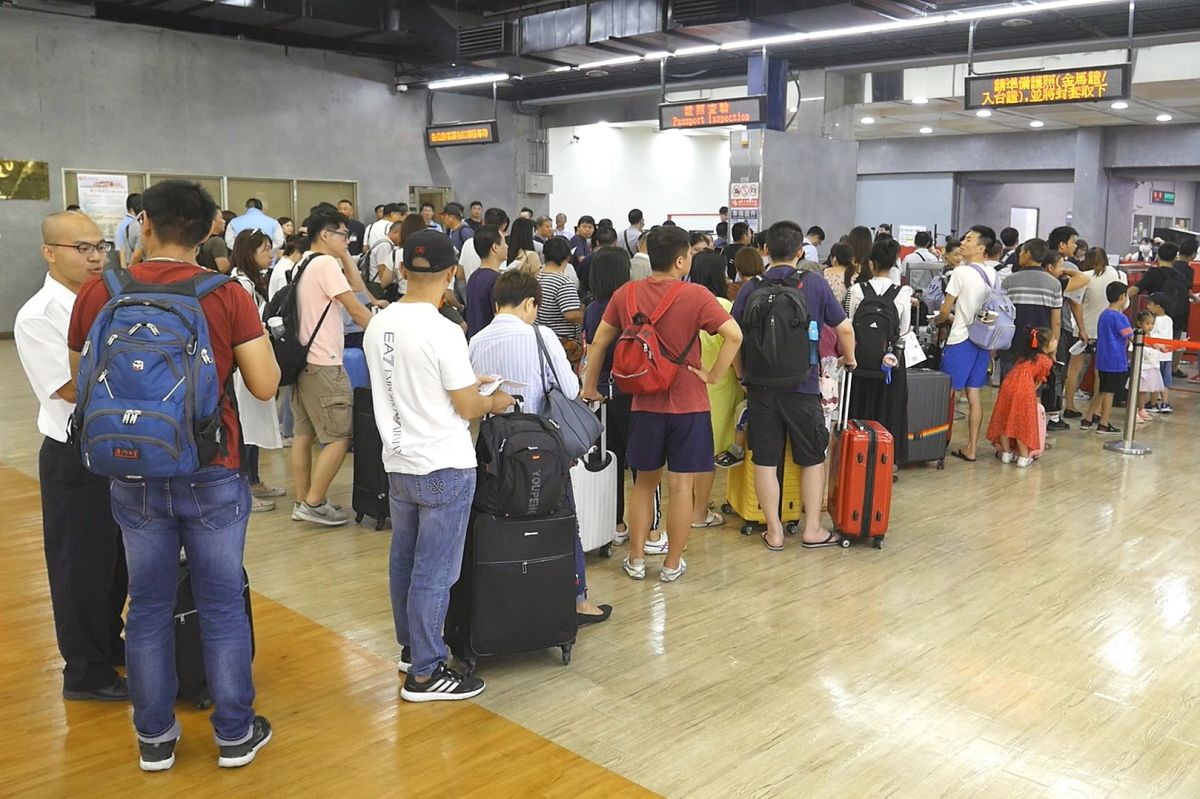 ▲從昨日開始，小三通再次湧現陸客潮。（圖／蔡若喬攝, 2019.10.02）