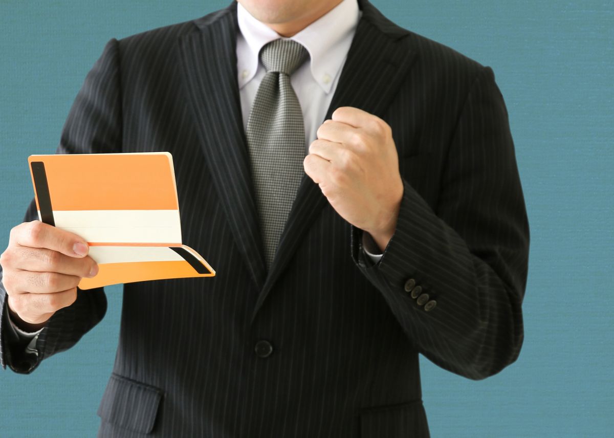 ▲日前有網友提問， 30 歲存款只有 50 萬，人生會很悲慘嗎？言論一出，就引發許多人熱議。（圖／取自 PhotoAC ）