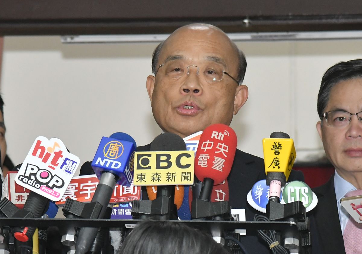 ▲行政院院長蘇貞昌在施政總質詢前接受媒體訪問時，為陳菊抱不平。（圖／記者葉政勳攝 2019.10.04）