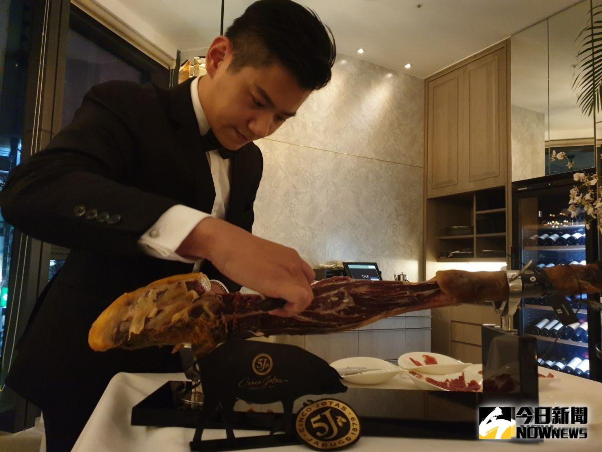 ▲王品集團新創品牌THE WANG搶進高價牛排市場，以頂級食材打造精品感。（圖／金武鳳攝，2019.10.5)