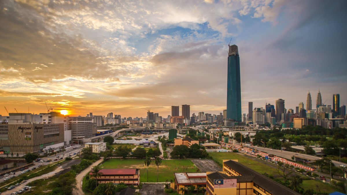 隨著106交易塔的落成，馬來西亞境內最高大樓也正式易主。(Shutterstock)