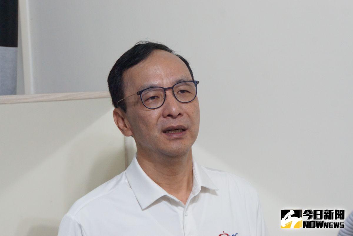 ▲針對港府頒法禁止抗議蒙面，前新北市長朱立倫呼籲港府真正拿出誠意，快速和民眾溝通，避免對立升高。（圖／記者呂炯昌攝, 2019.10.5）