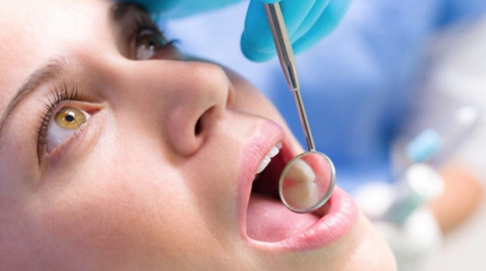 ▲醫生點評四種人最需要做牙齒矯正，示意圖。（圖／ingimage）