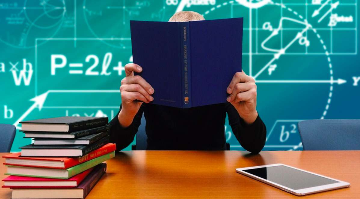 ▲國高中生念的科目相當多，但並不是樣樣出社會都能學以致用。（示意圖／取自Pixabay）