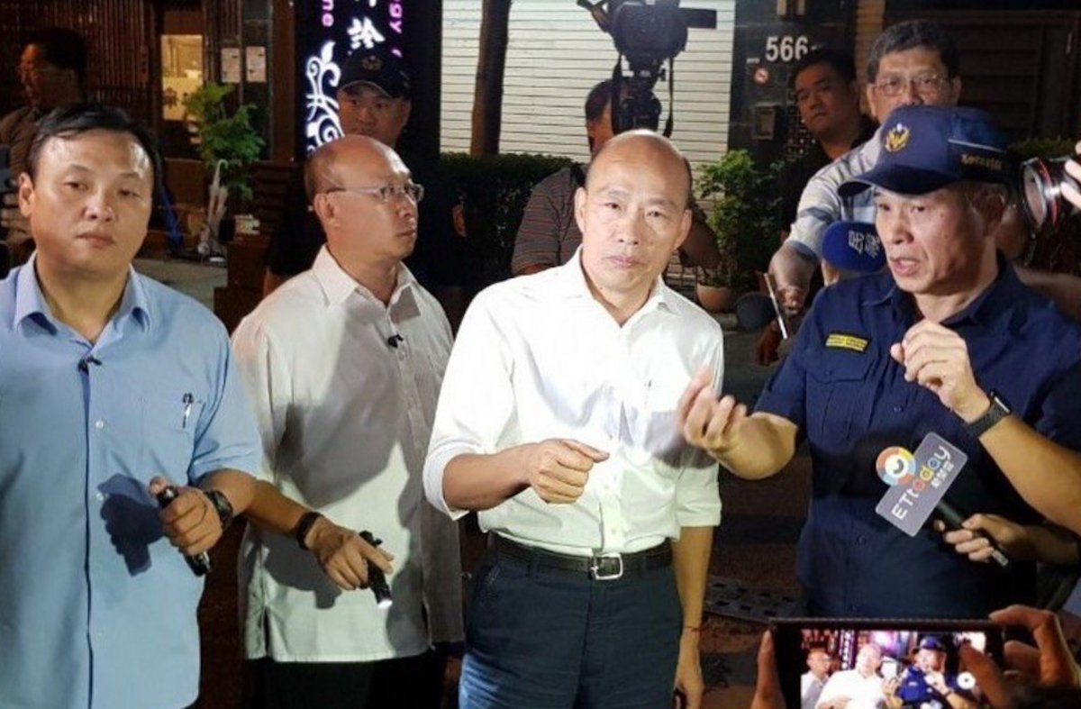 ▲國民黨總統參選人、高雄市長韓國瑜 7 日晚間以「打擊犯罪、淨化地方治安」的名義突襲臨檢釣蝦場，不料卻疑似引起正在包廂唱歌的民眾不滿。（圖／中央社資料圖片）