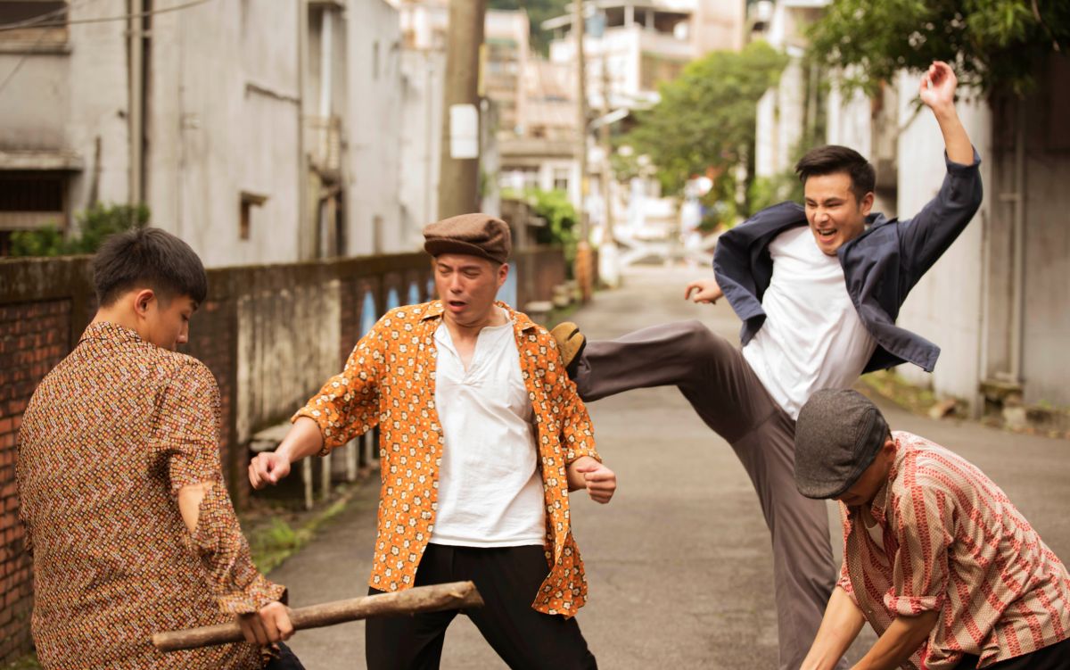 ▲傅子純拍戲拍到腿脫臼。（圖 / 公視提供）

