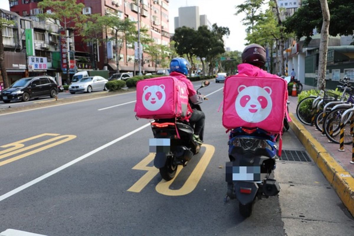 ▲外送平台近年崛起，外送員也跟著激增。（示意圖／翻攝爆廢公社）