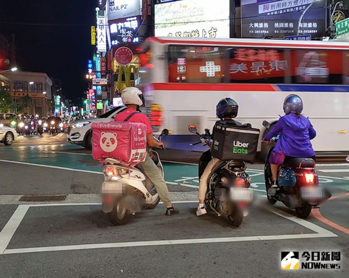 ▲外送員跑在路上有的「隱形成本」非常多。（示意圖／NOWnews資料照）